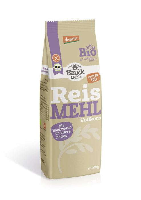 Reismehl Vollkorn 500g- Bauckhof Bio
Das glutenfreie Reismehl von Bauckhof ist ein Mehl, dass durch das sehr feine Zermahlen von Reiskörnern gewonnen wird. Das allergenarme Reismehl ist einer toller Getreideersatz und ein allrounder für die glutenfreie Küche. So können auch Menschen mit einer Glutenunverträglichkeit Kuchen, Gebäck, Brei, Pudding, Muffins und vieles mehr kreieren.