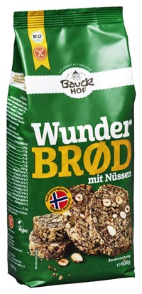 Wunderbrod mit Nüssen Backmischung 600g - Bauckhof Bio

Glutenfreie Backmischung Wunderbrød mit Nüssen von Bauckhof. Ganz ohne Mehl, Hefe und Zucker begeistert das Brot mit seinem wunderbar nussigen Geschmack, der durch ganze Haselnüsse und Mandeln abgerundet wird. Das glutenfreie Brot ist nach nur wenigen Handgriffen fertig und ideal für diejenigen, bei denen es auch mal schnell gehen muss.